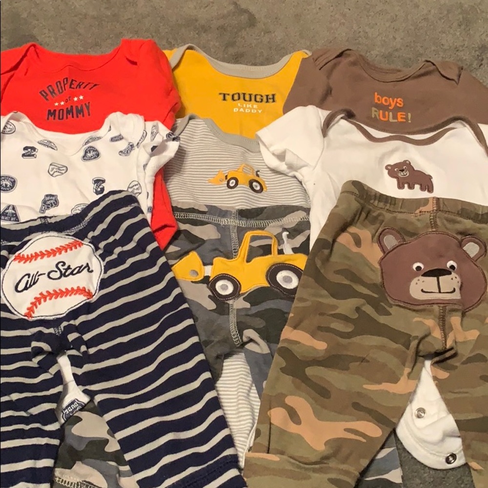 9 piece Carter’s pj lot